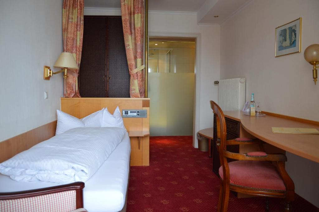 Hotel Engel ランゲナルゲン 部屋 写真